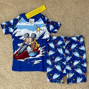 Disney Store Mickey summer pajamas short sleeved tee and shorts